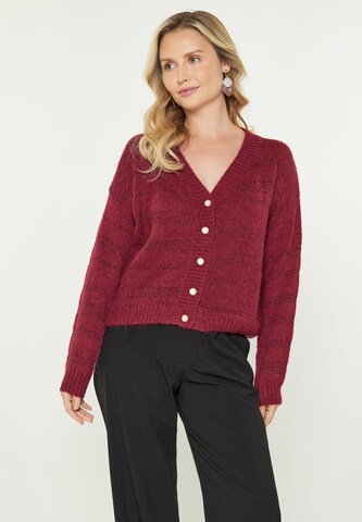 Cardigan Usha en rouge : devant