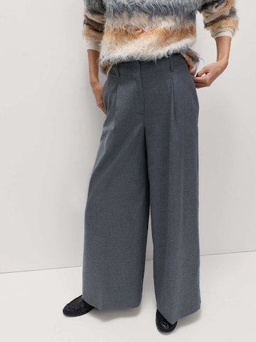 Wide Leg Pantalon à plis Marks & Spencer en gris : devant