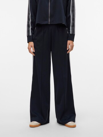 VERO MODA Loose fit Trousers in Blue: front