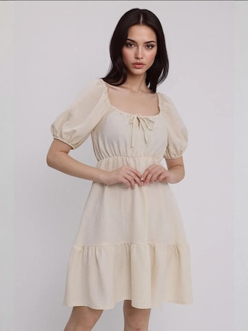 Abito di Bigdart in beige: frontale