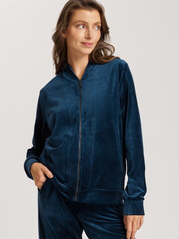Veste de survêtement ' Favourites ' Hanro en bleu : devant