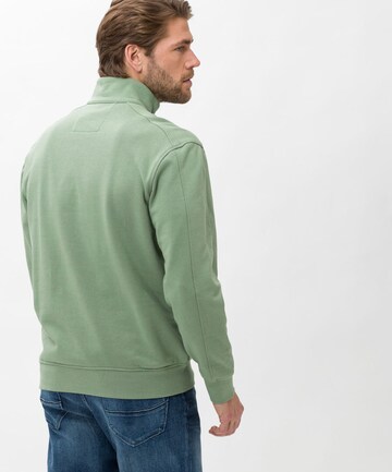 BRAX Sweatshirt 'Sion' in Green: back