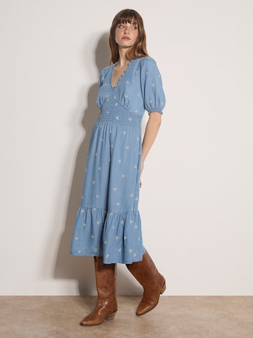 Apricot Jurk ' ' in Blauw