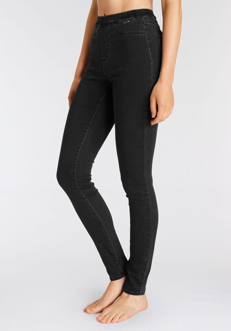 LASCANA Skinny Pajama pants in Black