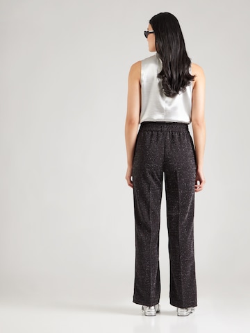 ONLY Regularen Hlače 'ONLPOPTRASH-SUKI ALYA' | črna barva