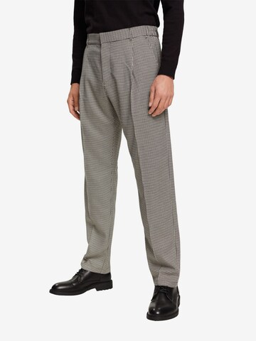 ESPRIT Regular Pleated Pants in Black