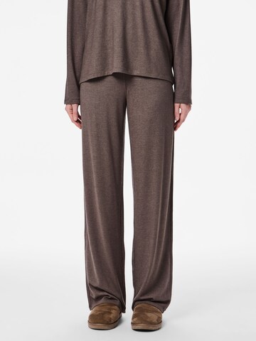 PIECES - regular Pantalón 'PCRitt' en gris: frente