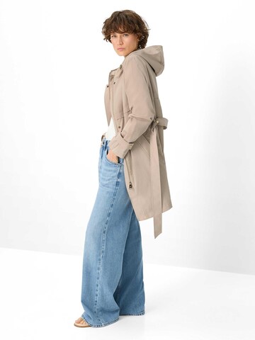 Fuchs Schmitt Between-seasons coat 'Kurzmantel La Spezia' in Beige