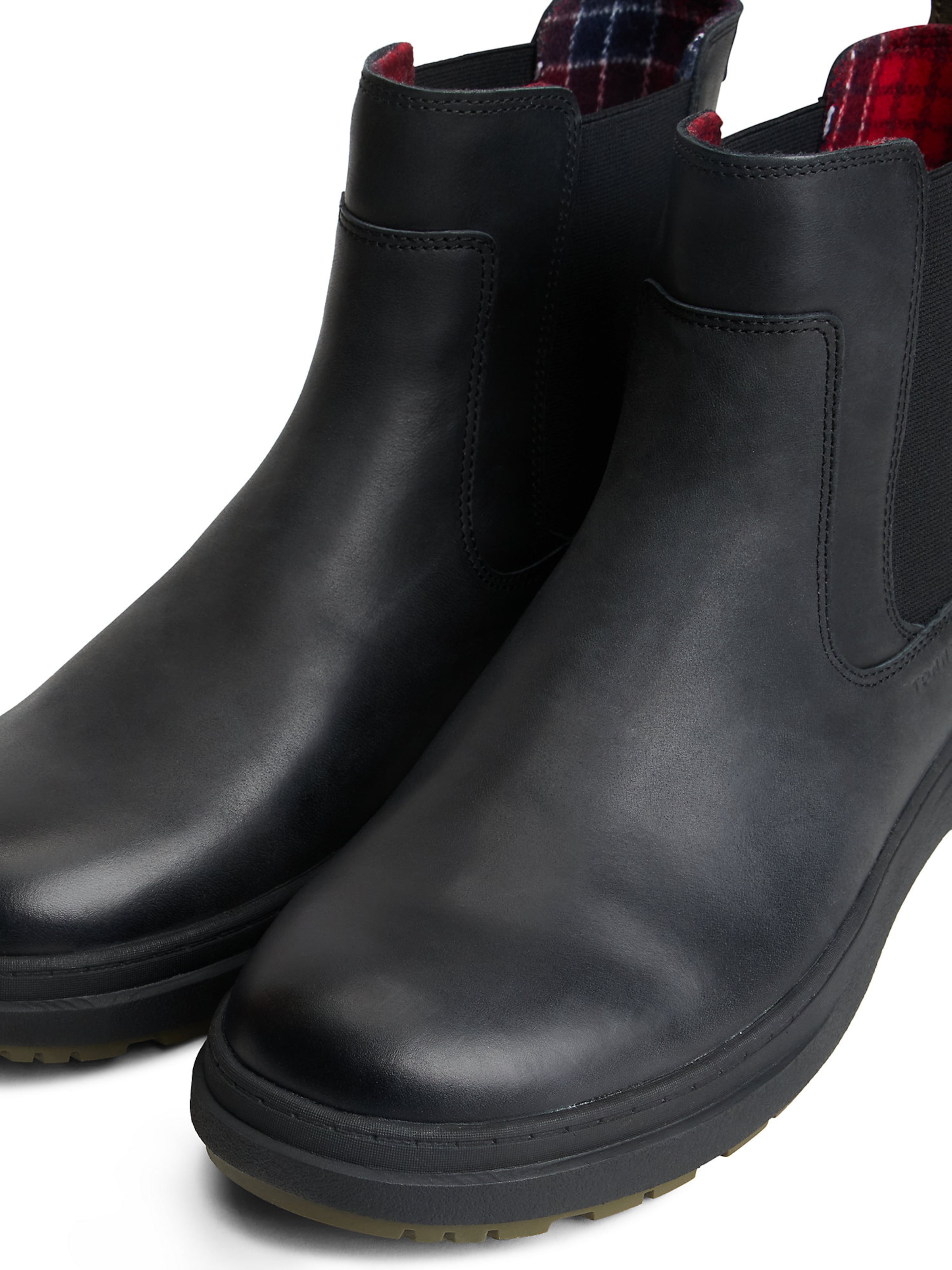 TOMMY HILFIGER Chelsea Boots in Schwarz
