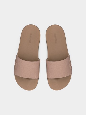 Calvin Klein Pantoletter 'ESS' i grå