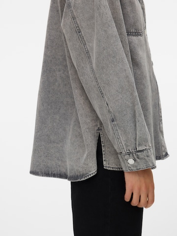 Chemisier 'VMJENNIE' VERO MODA en gris