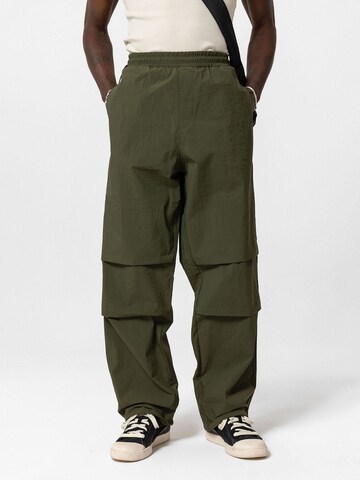 Pantaloni cargo 'Copperas COVE' di VAMOS CLO in verde: frontale