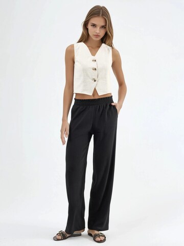 Hiccup Loose fit Trousers in Black
