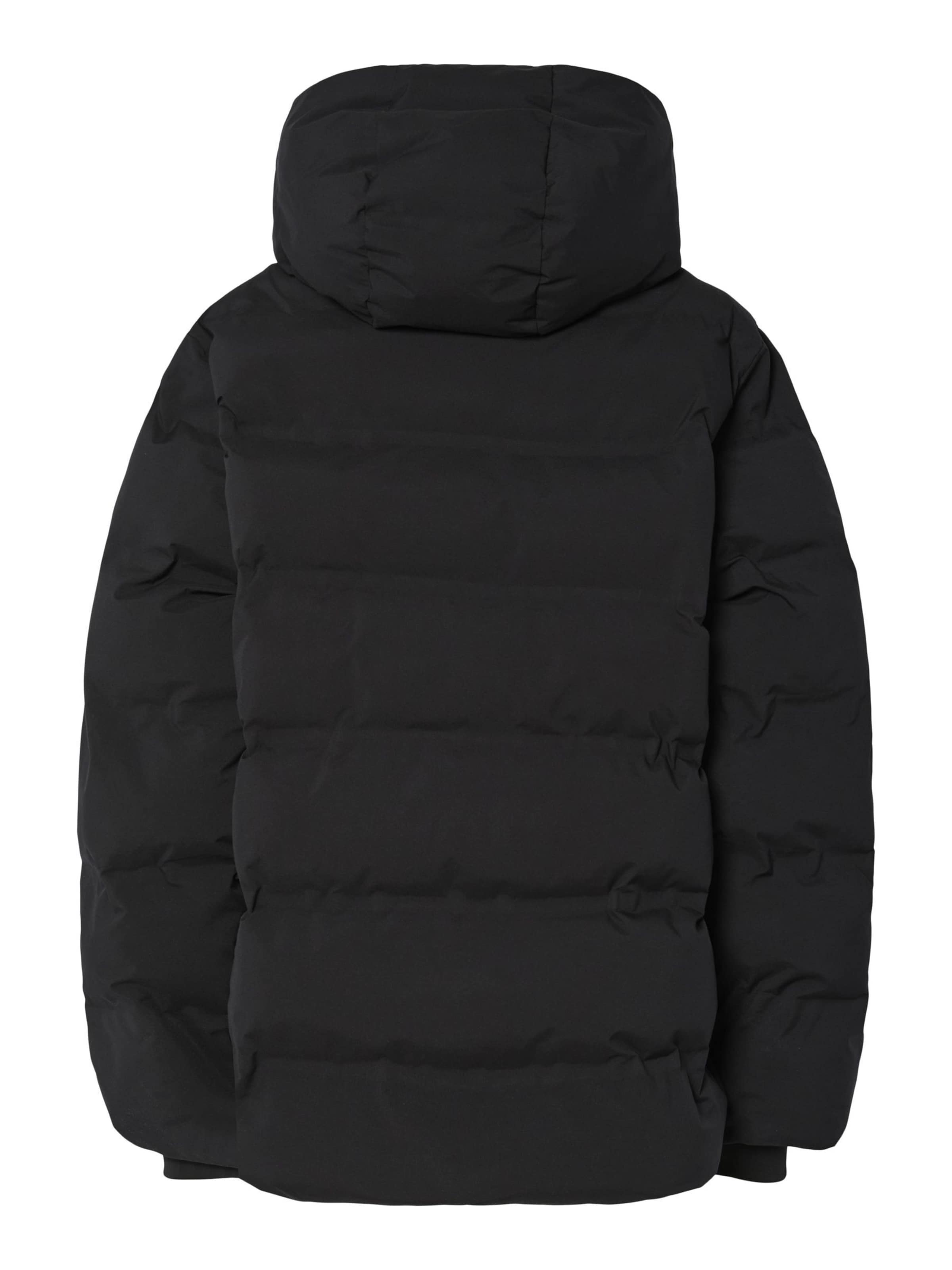 PIECES - Chaqueta de invierno 'Norma' en negro