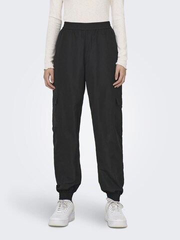 ONLY Tapered Cargo trousers 'Faduma' in Black: front