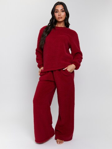 Loungeable Loungewear in Red: front