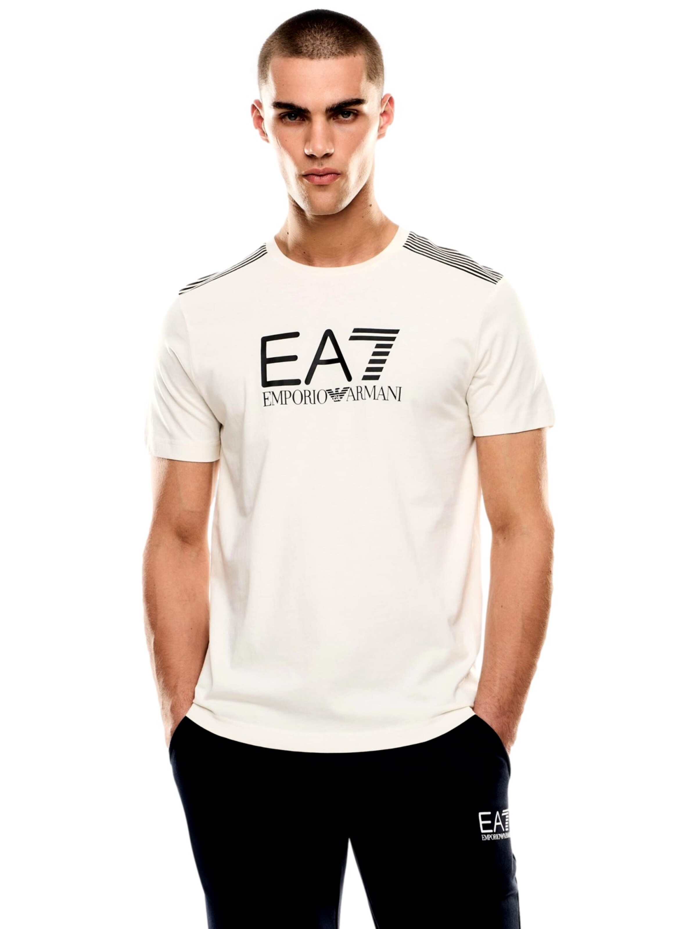 T-Shirt EA7 Emporio Armani en blanc : devant