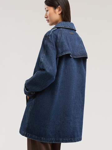 Trussardi - Abrigo de invierno en azul