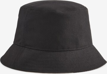 Chapeaux de sports PUMA en noir