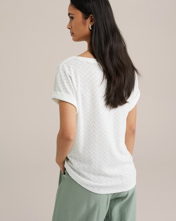 T-shirt WE Fashion en blanc