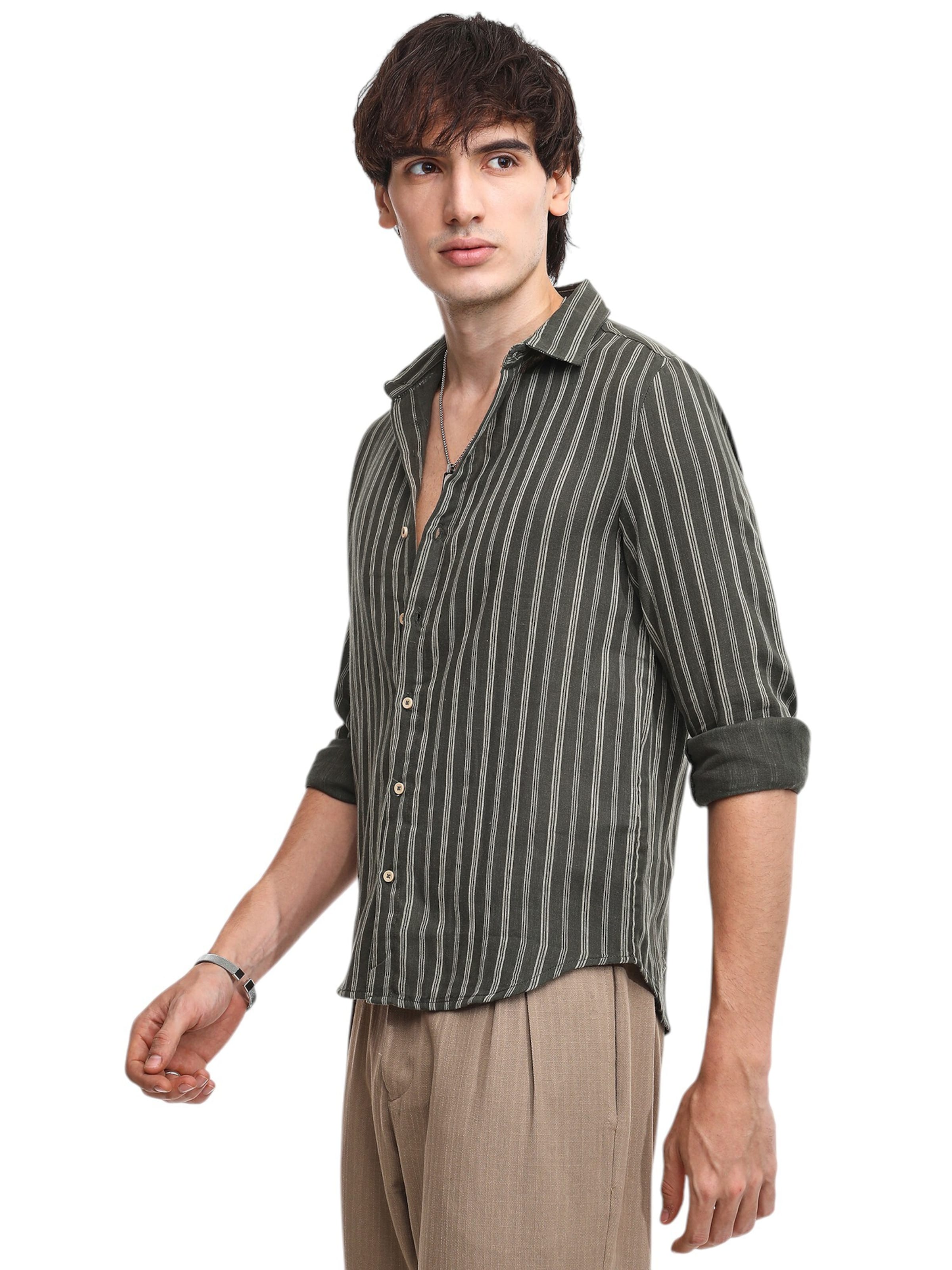 Coupe regular Chemise 'Tirzah' Campus Sutra en vert