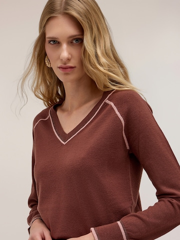 MOTIVI Sweater in Brown