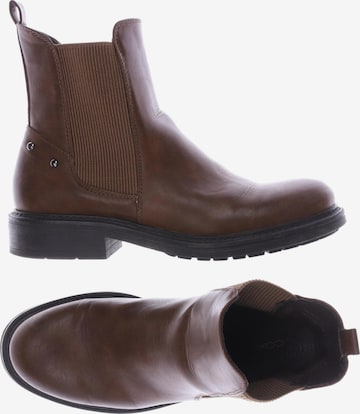 COX Dress Boots in 39 in Brown: front