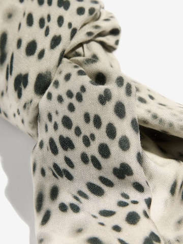 Friends Like These Šála – černá