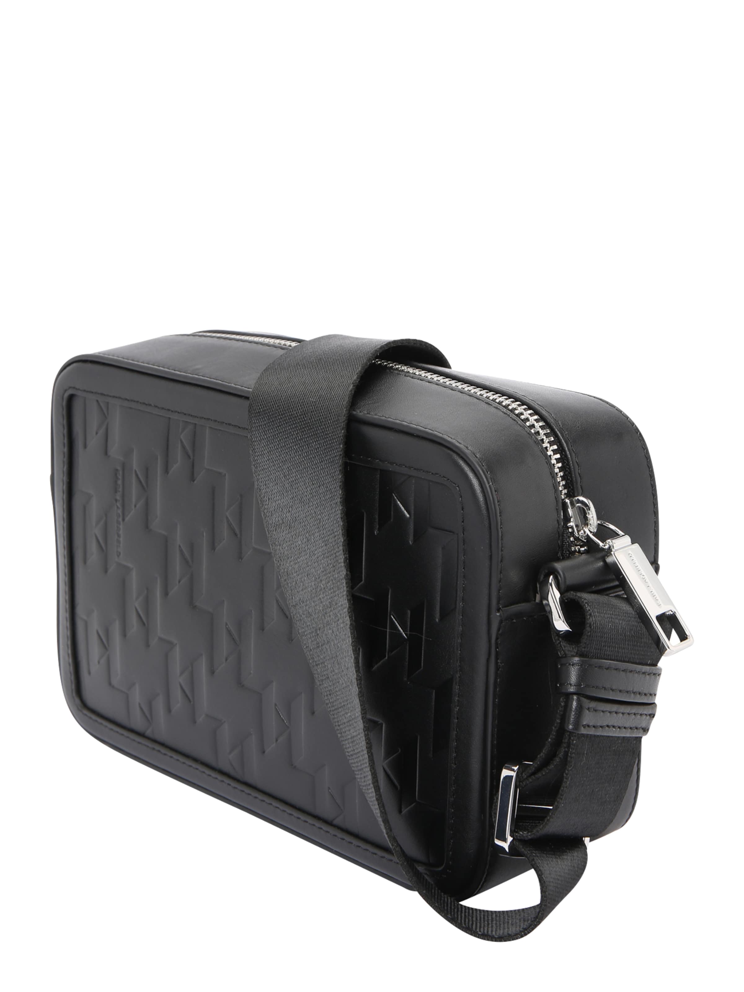 Karl Lagerfeld Axelremsväska i svart