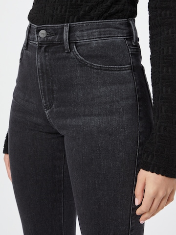 WRANGLER Slimfit Jeans i svart