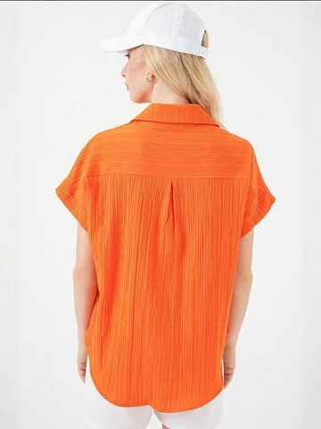Camicia da donna di Bigdart in arancione