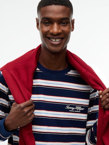 TOMMY HILFIGER Μπλουζάκι σε μπλε
