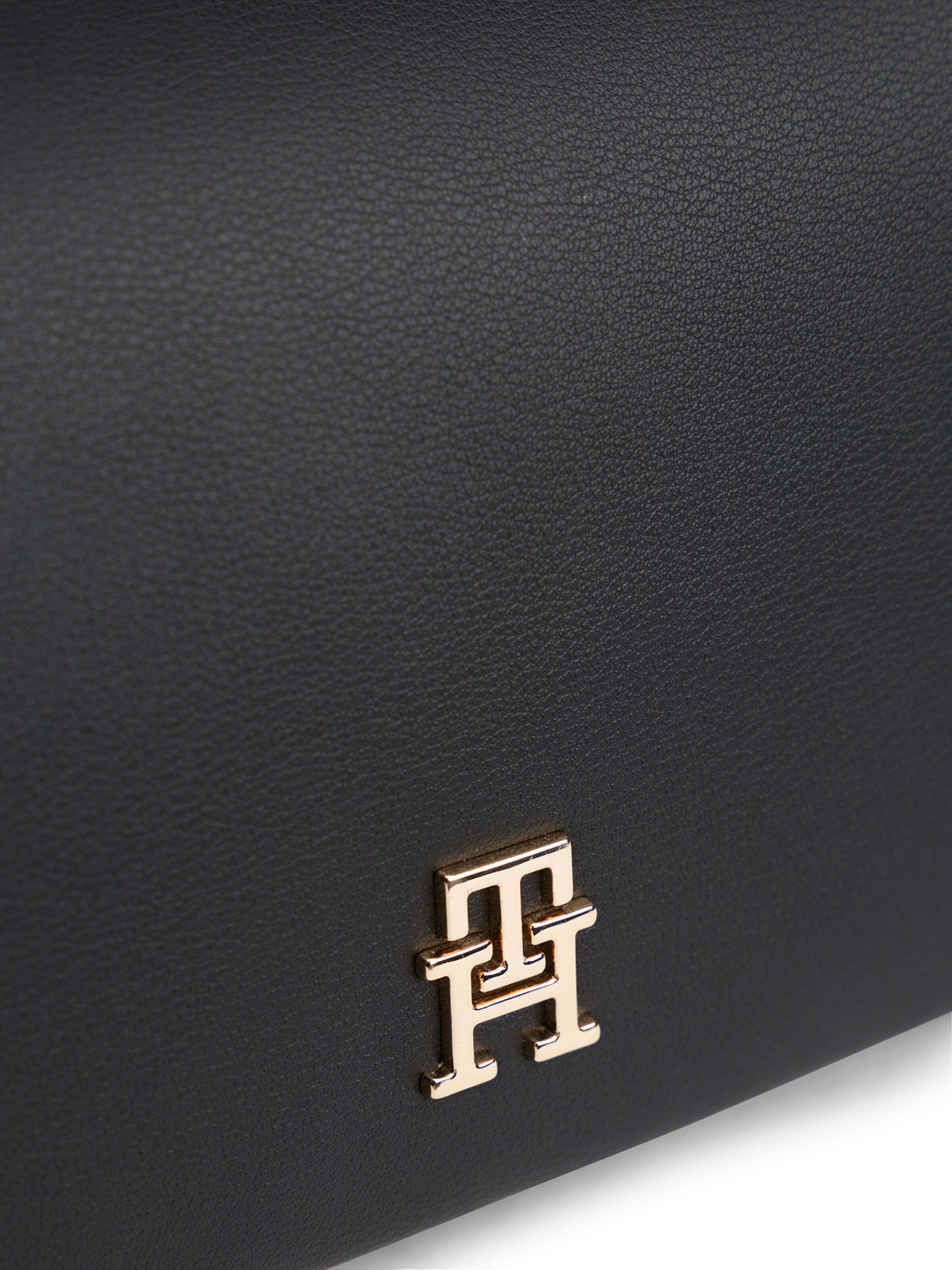 TOMMY HILFIGER Umhängetasche 'ESS' in Schwarz