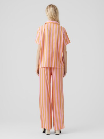 VERO MODA - Blusa 'Vikitika' en rosa