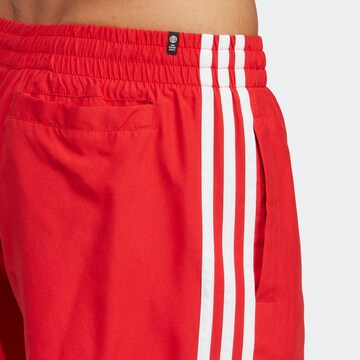 Shorts de bain ADIDAS ORIGINALS en rouge