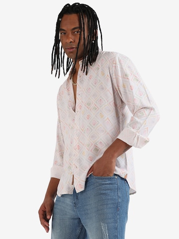 Campus Sutra Comfort fit Button Up Shirt 'Declan' in Pink