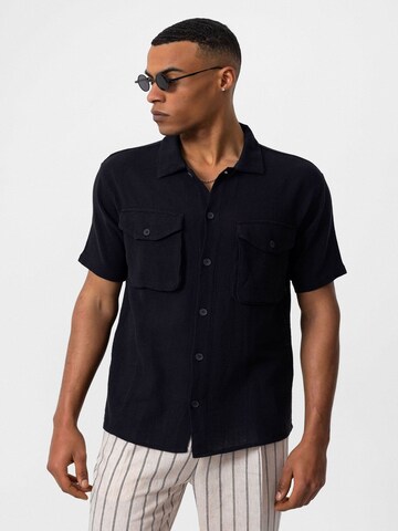 Regular fit Cămașă de la Antioch pe negru