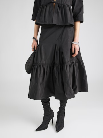 Masai Skirt 'Sibylla' in Black: front