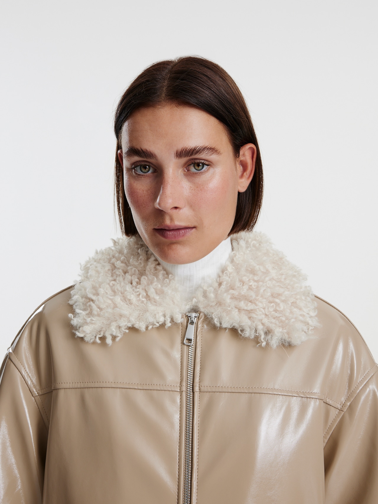 EDITED Produkte Jacke 'Nouha' braun