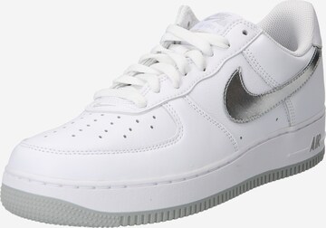 Baskets basses 'AIR FORCE 1 LOW RETRO' Nike Sportswear en blanc : devant