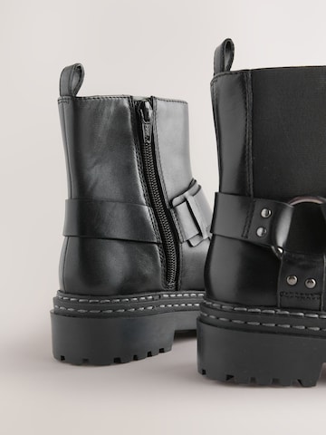 Next - Bota em preto