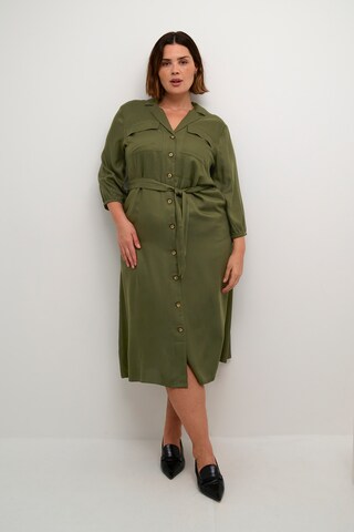 Robe-chemise 'Nanne' KAFFE CURVE en vert