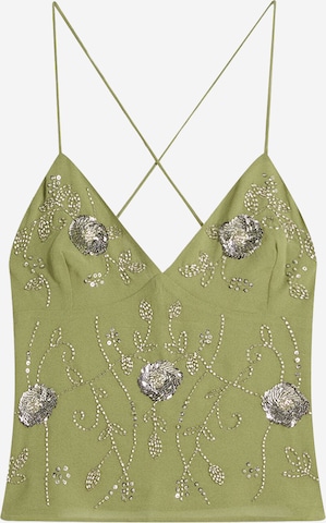 Top de la Bershka pe verde: față