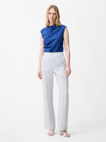 adl Regular Trousers in Grey: front