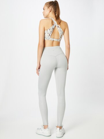 Skinny Pantaloni sport de la Marika pe alb