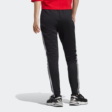 ADIDAS ORIGINALS Slimfit Hose in Schwarz