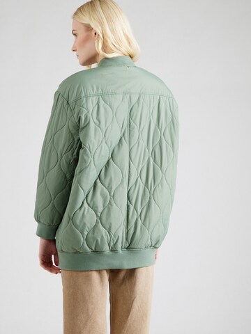 Veste mi-saison 'TINA' ONLY en vert