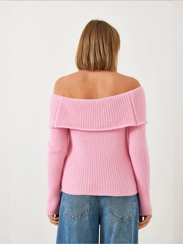 Pullover di Bianco Lucci in rosa