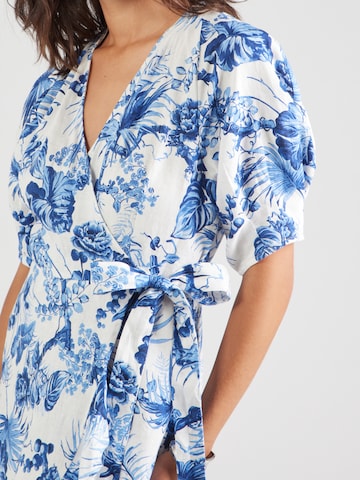 Robe & Other Stories en bleu