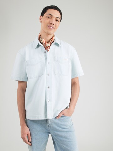 Calvin Klein Jeans - Comfort Fit Camisa em azul: frente